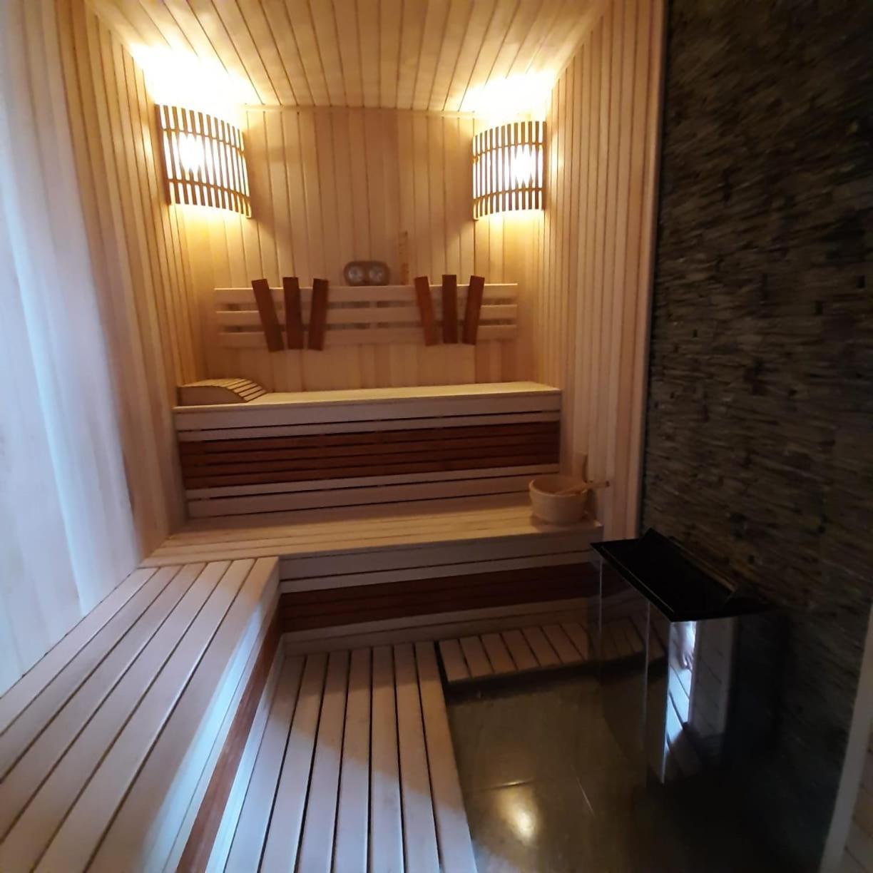 Viva Hotel Gabala With Outdoor Pool ,Sauna And Waterfall Exterior photo
